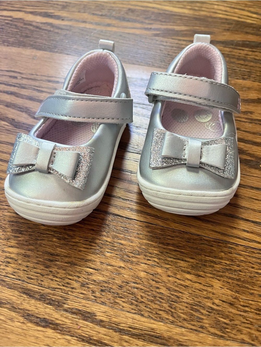 Stride Rite Surprize Toddler Girls Silver Mary Jane Shoes with Glitter Bow